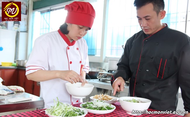 Thời gian học nấu ăn nhanh - Học đầu bếp chuyên nghiệp tại Học Món Việt